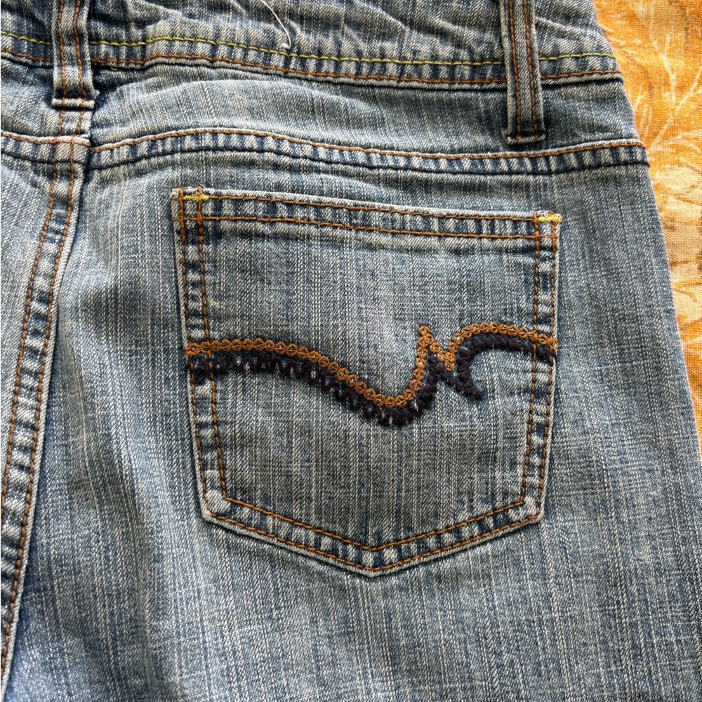 Vintage Blue Low Rise Flared Women's Jeans - Picture 3 of 3